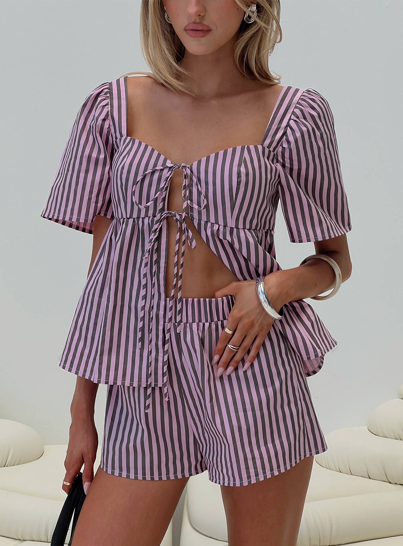 Two Young Hearts Tie Up Set Pink  Brown Stripe