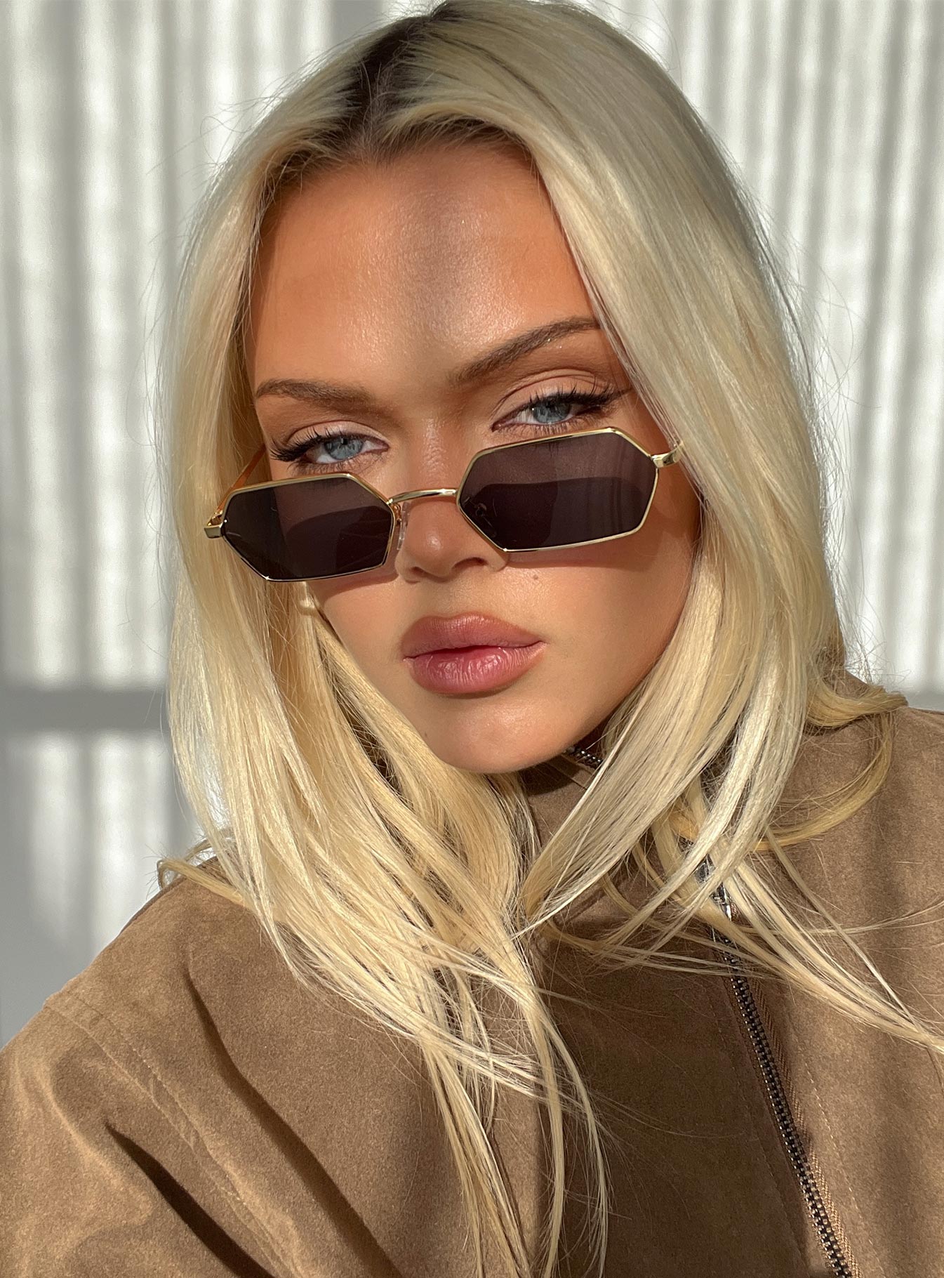 Coast To Coast Sunglasses Gold  Black
