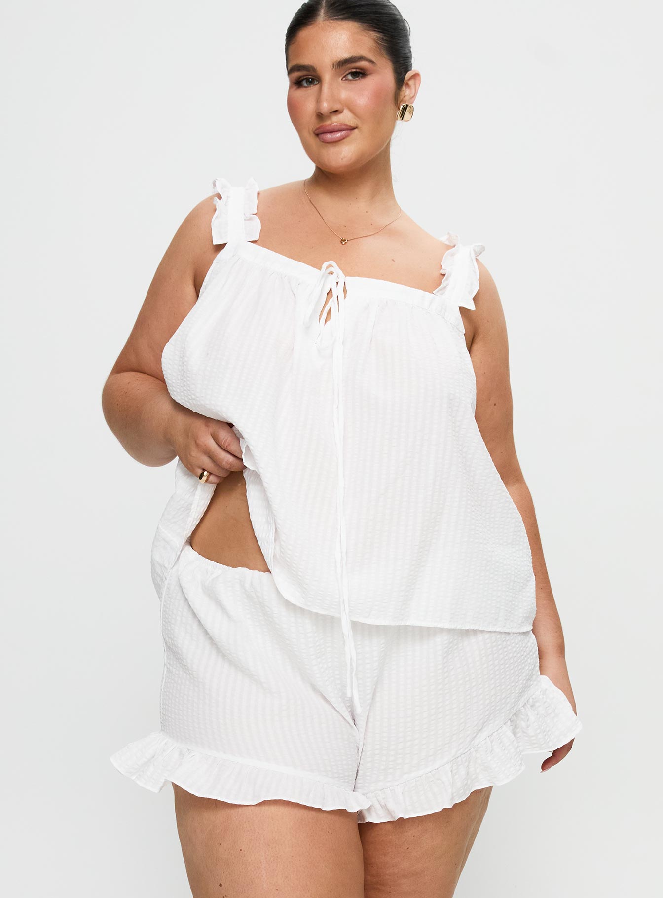 Santabelle Frill Shorts White Curve - Image 2