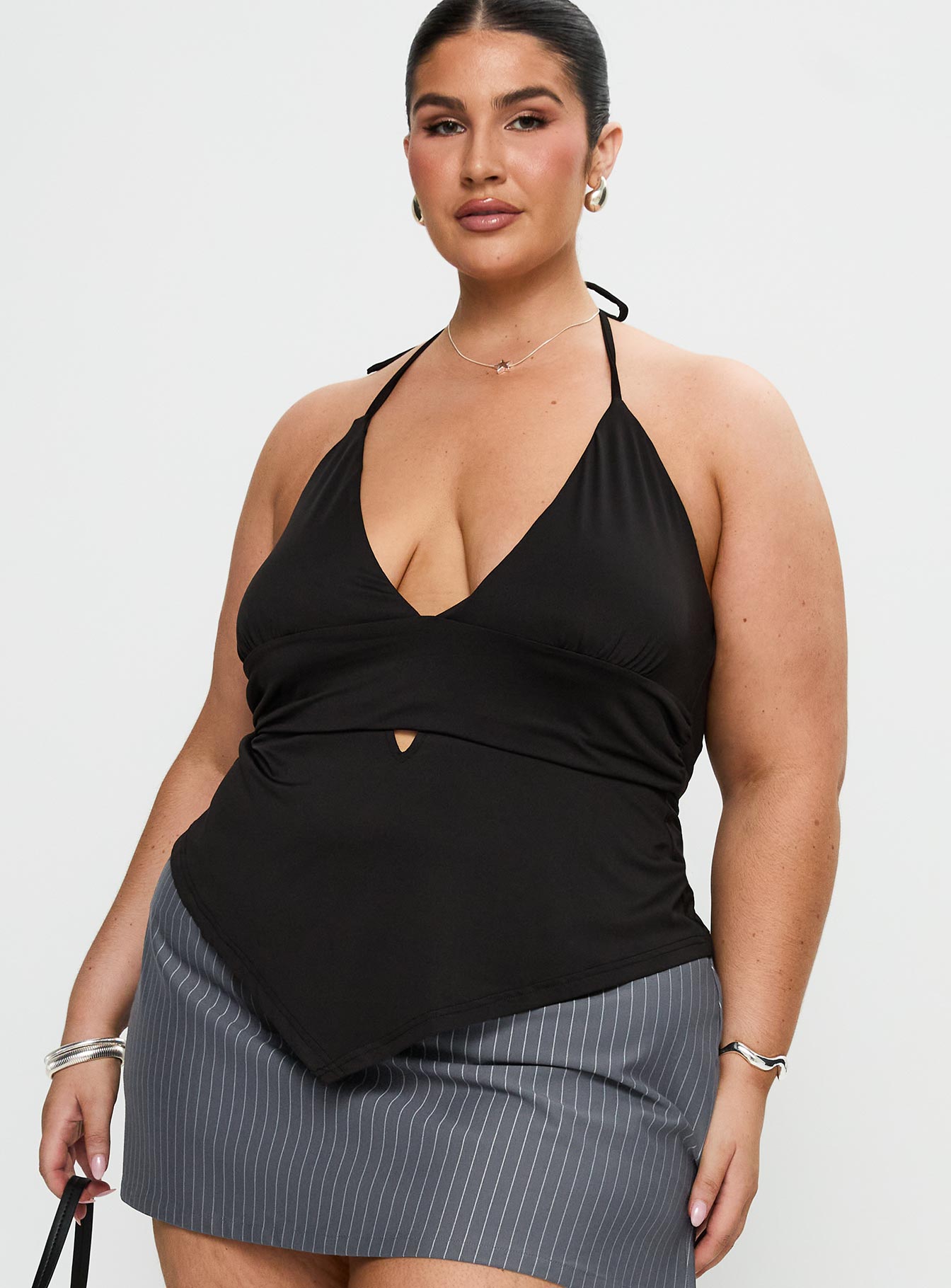 Averee Halter Top Black Curve - Image 2
