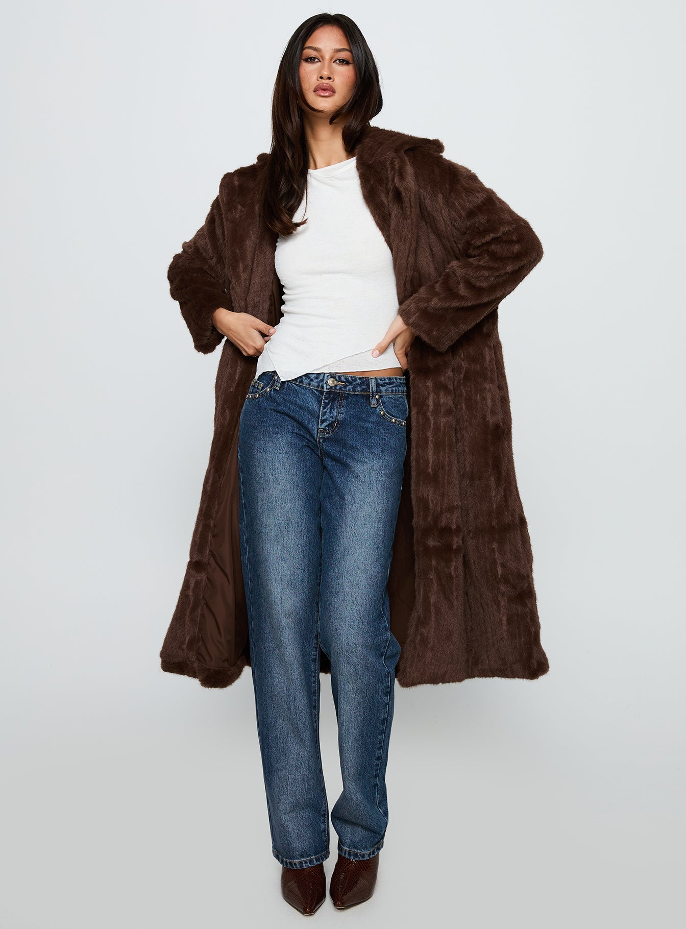 Moss Faux Fur Coat Chocolate - Image 2