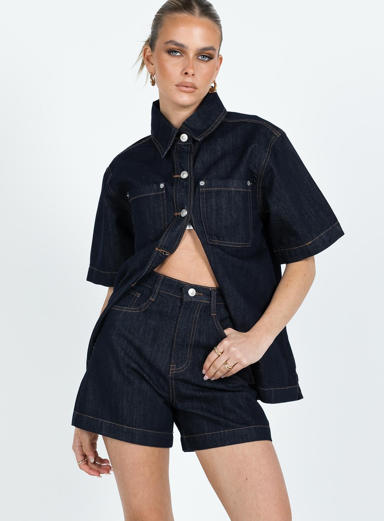 Whitaker Shorts Dark Denim - Image 2