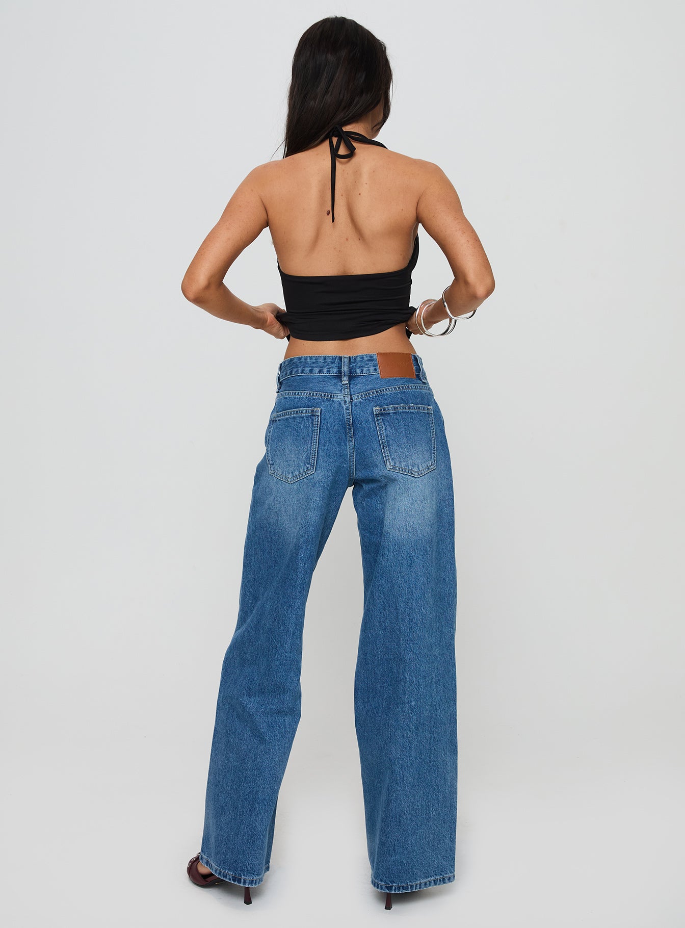 Serenitia Mid Rise Relaxed Jeans Mid Blue Wash Petite - Image 5