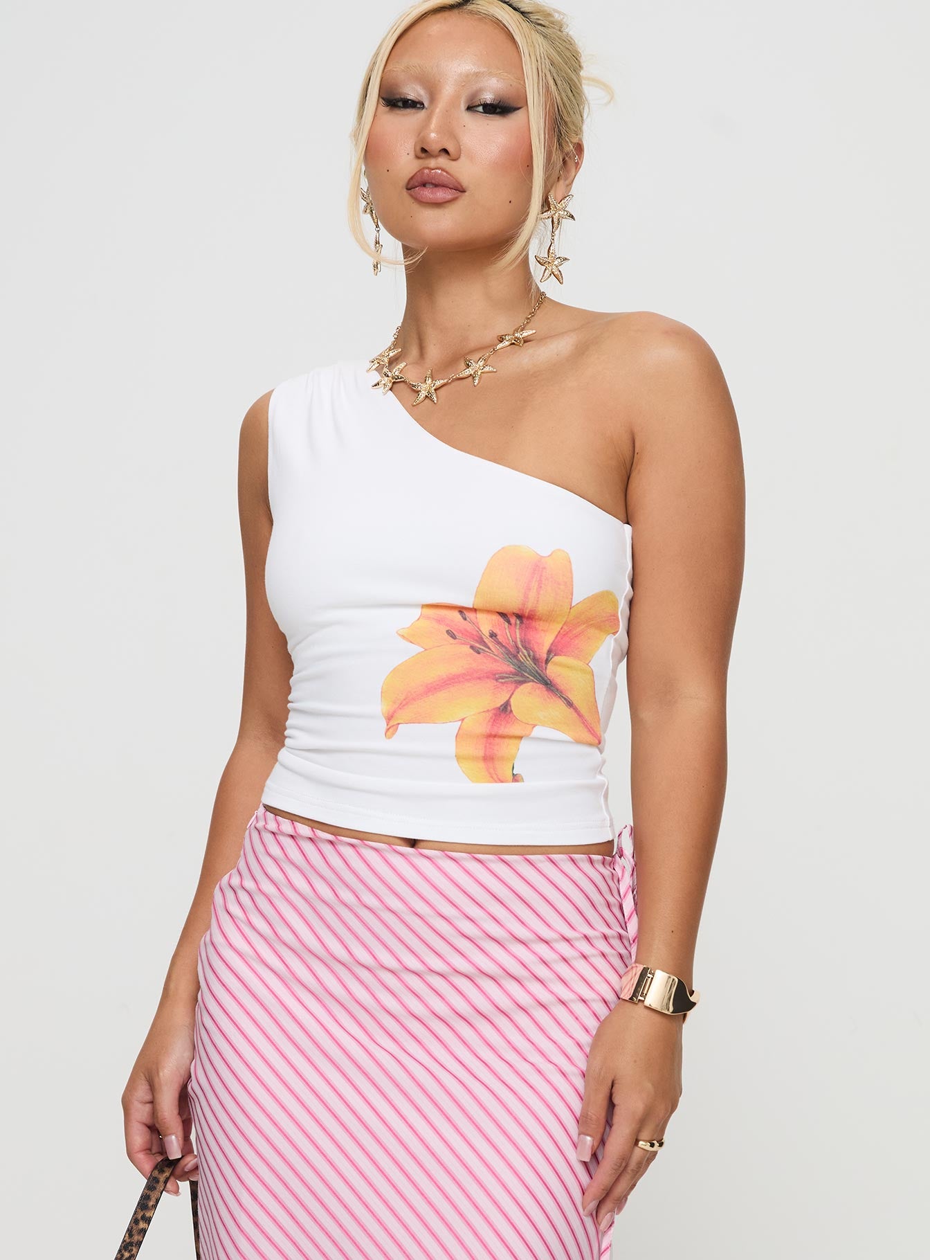 Huxlee One Shoulder Top White Floral - Image 2