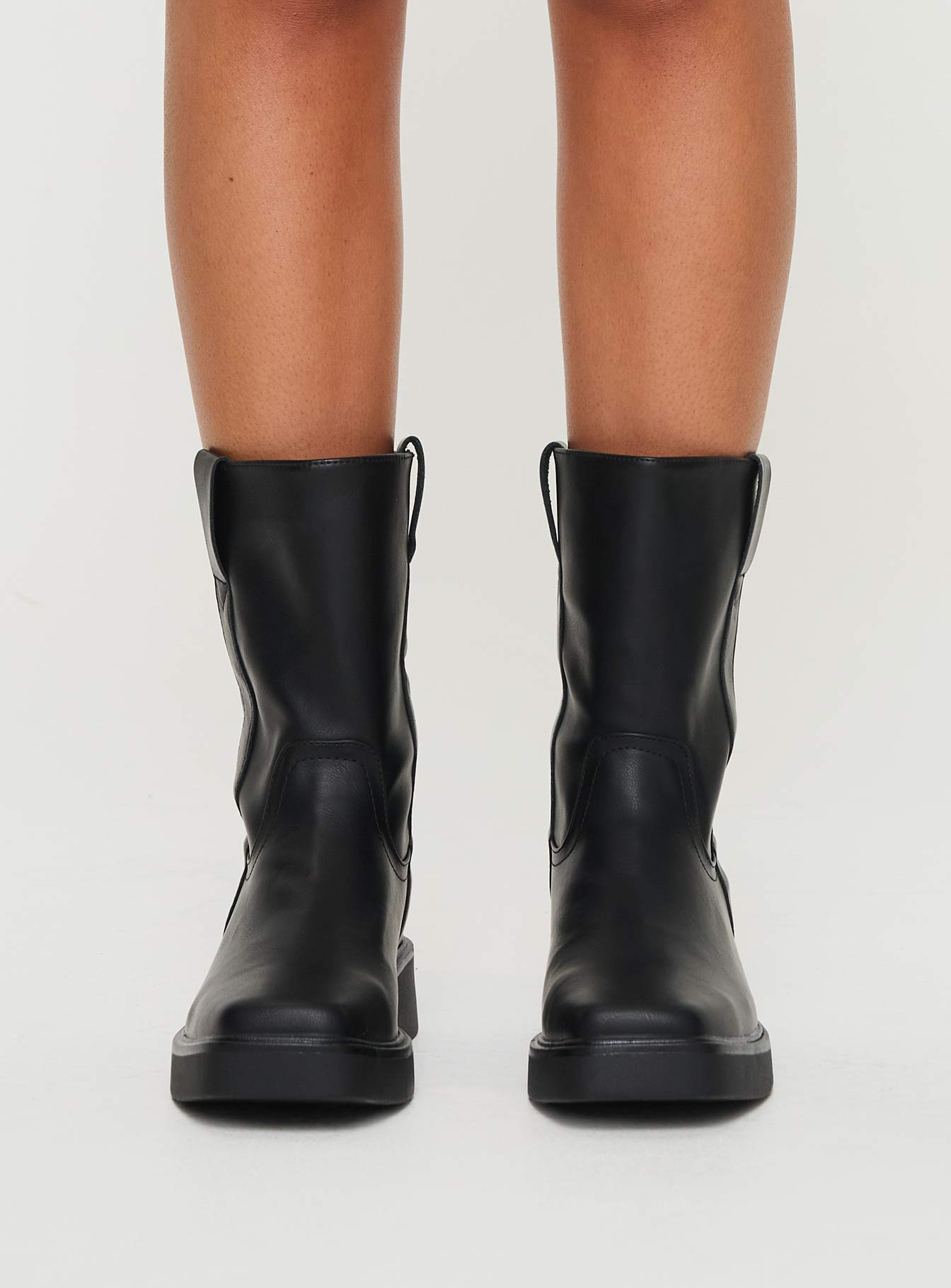 Therapy Emerge Boots Black - Image 2