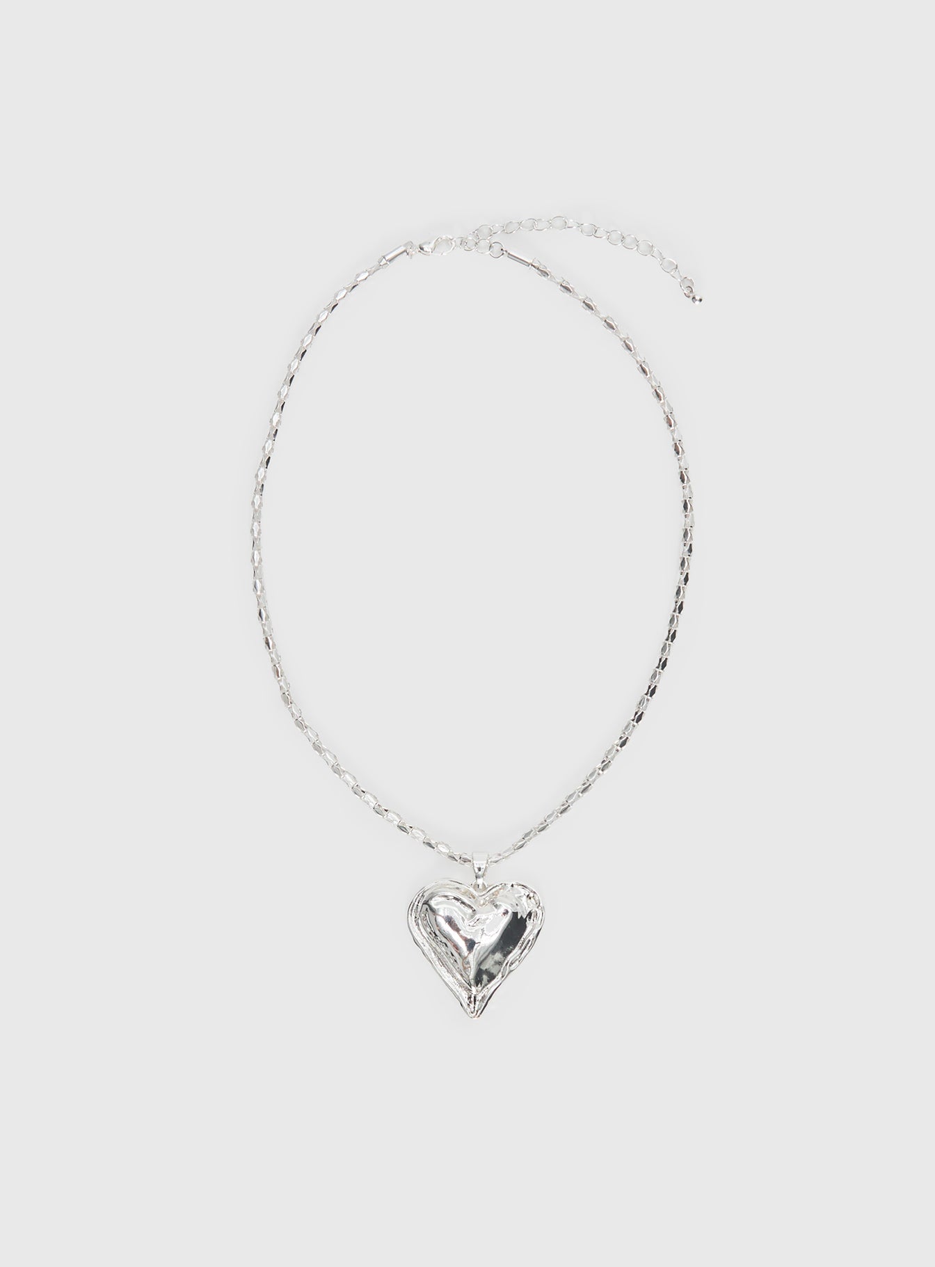 Fascinated Heart Pendant Necklace Silver - Image 2