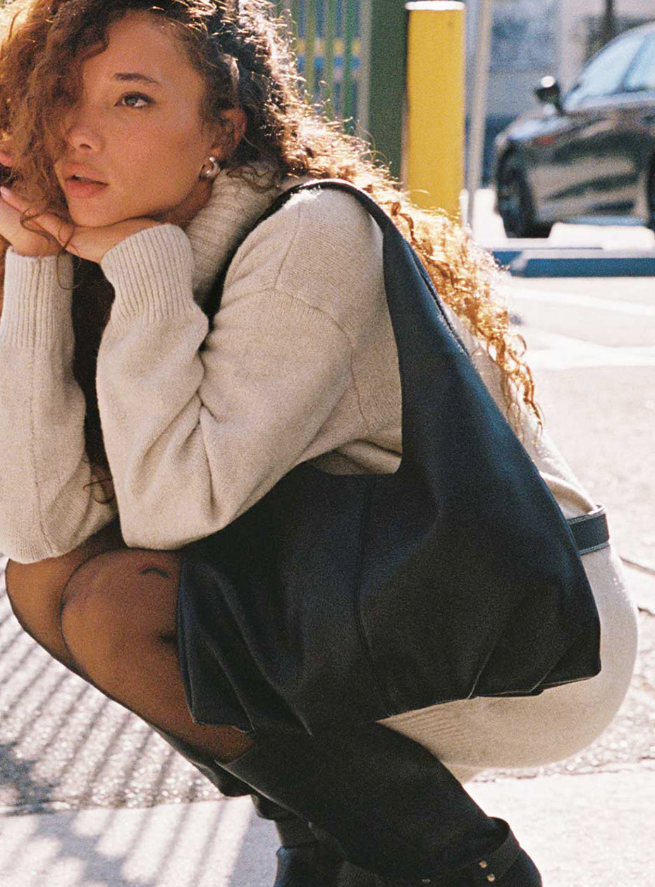 Zenia Shoulder Bag Black - Image 6