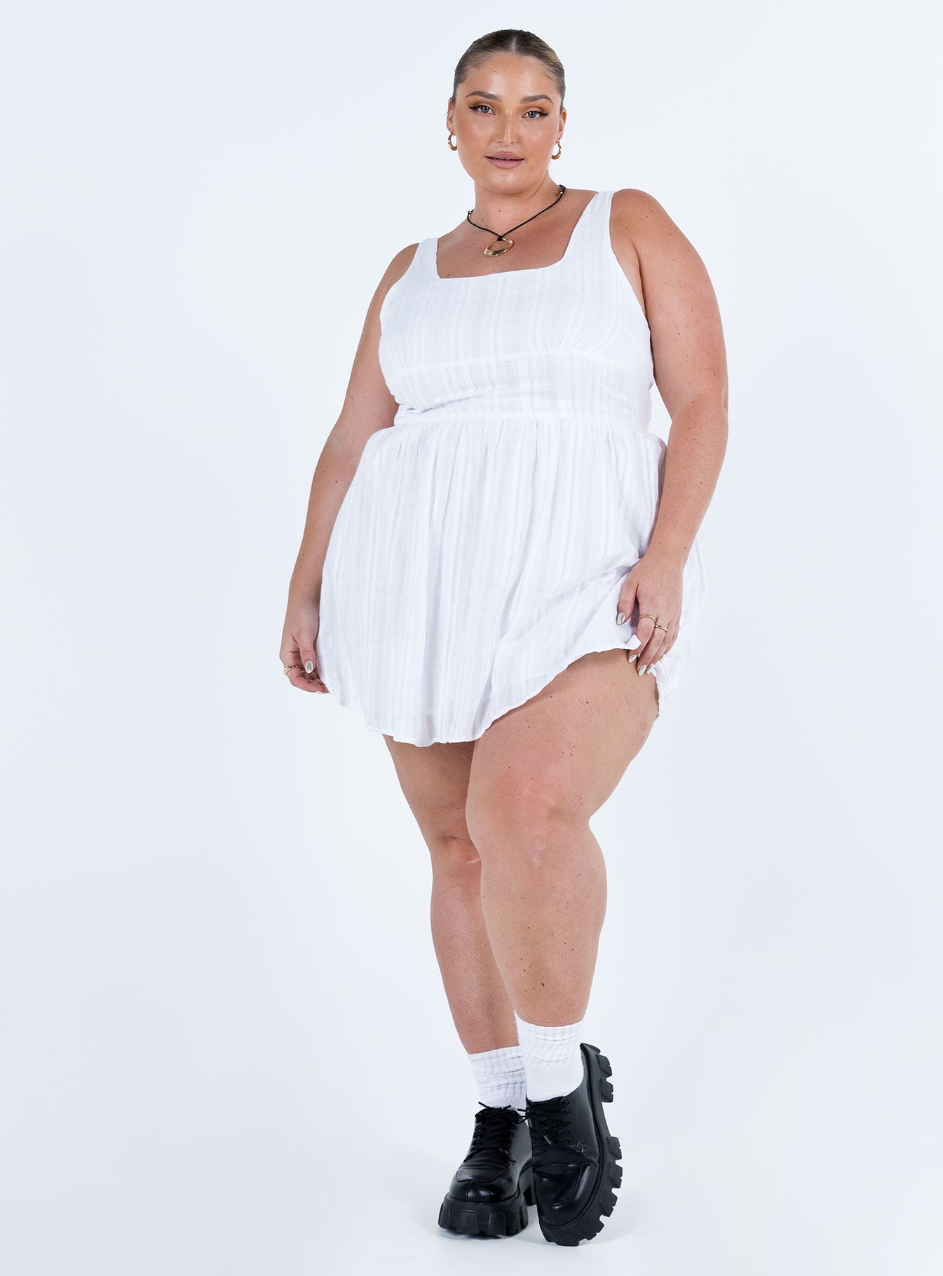 Lorinda Mini Dress White Curve - Image 3