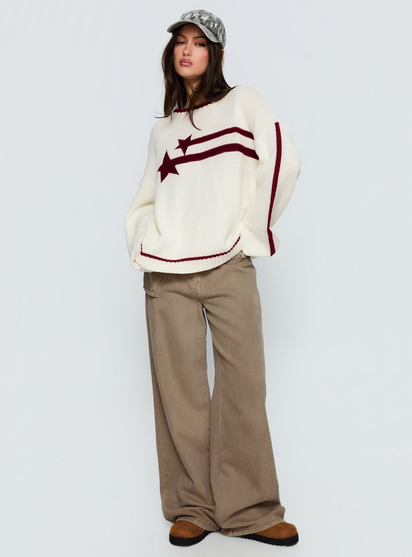 Star Track Graphic Jumper Cream Red - Image 3