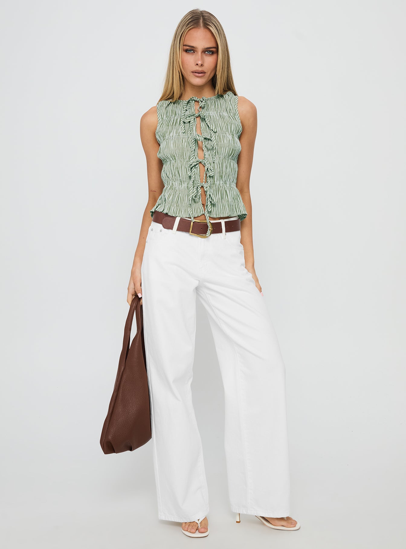 Serenitia Mid Rise Straight Leg Relaxed Jeans White Wash - Image 3