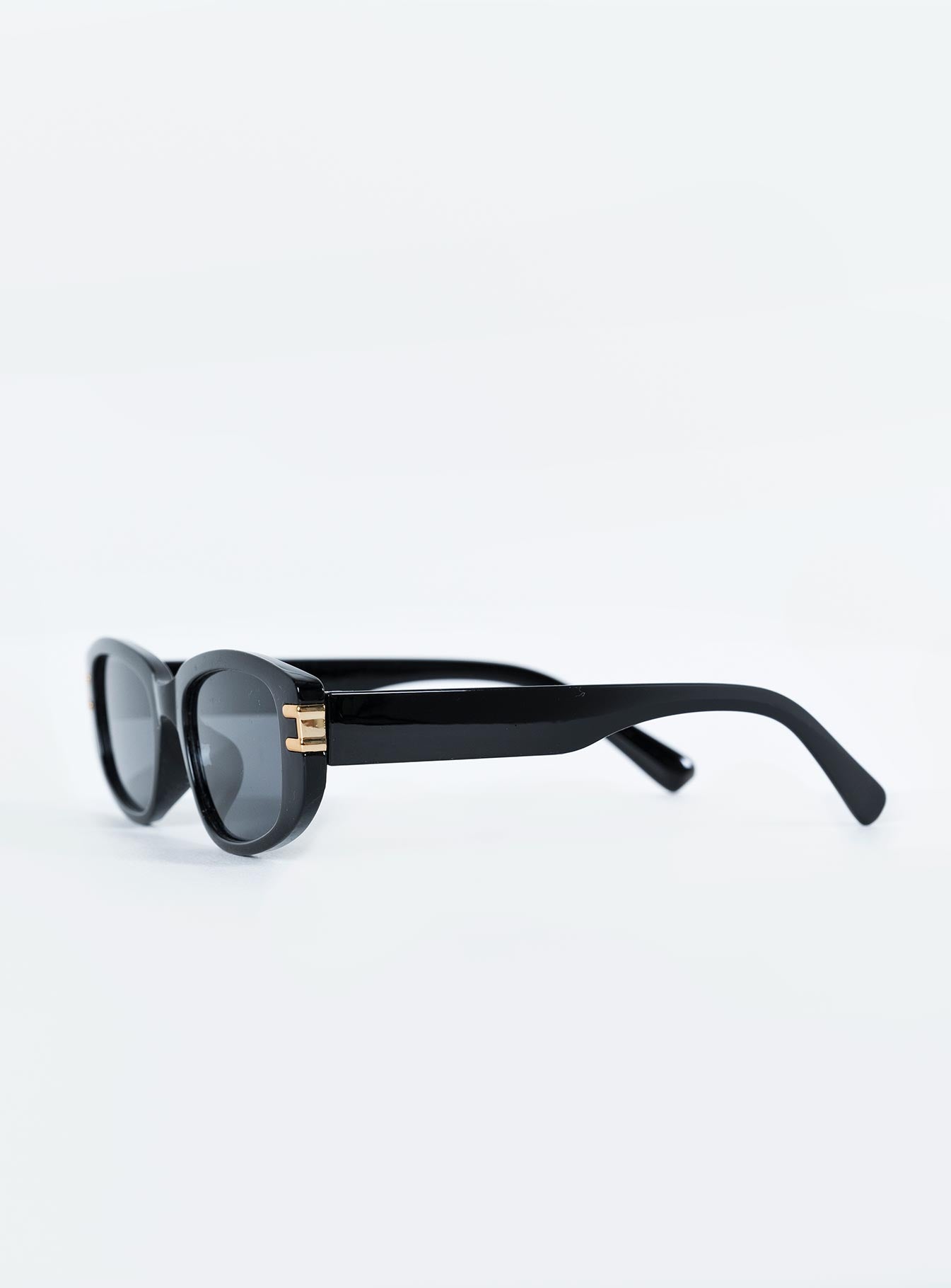 Brunz Sunglasses Black - Image 3
