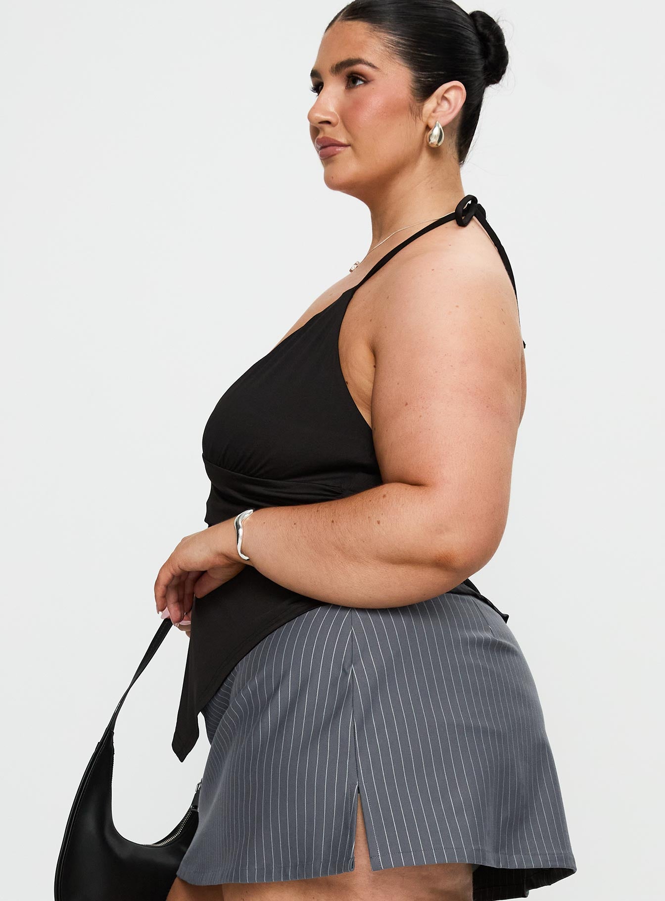 Averee Halter Top Black Curve - Image 4