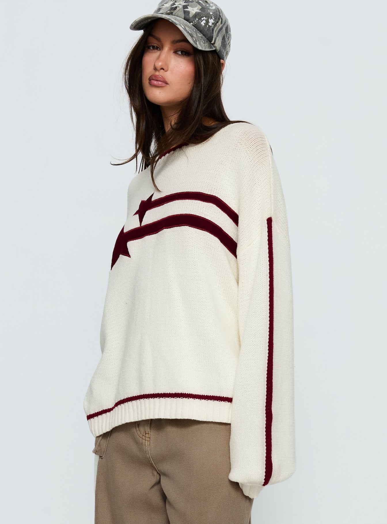 Star Track Graphic Jumper Cream Red - Image 4