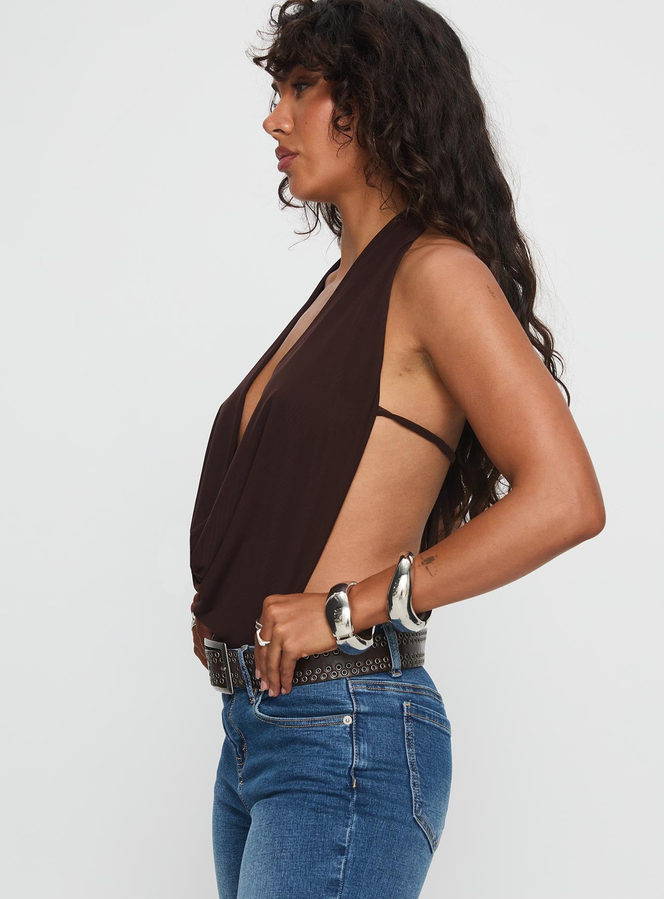 Quinna Plunge Neck Backless Bodysuit Chocolate - Image 4