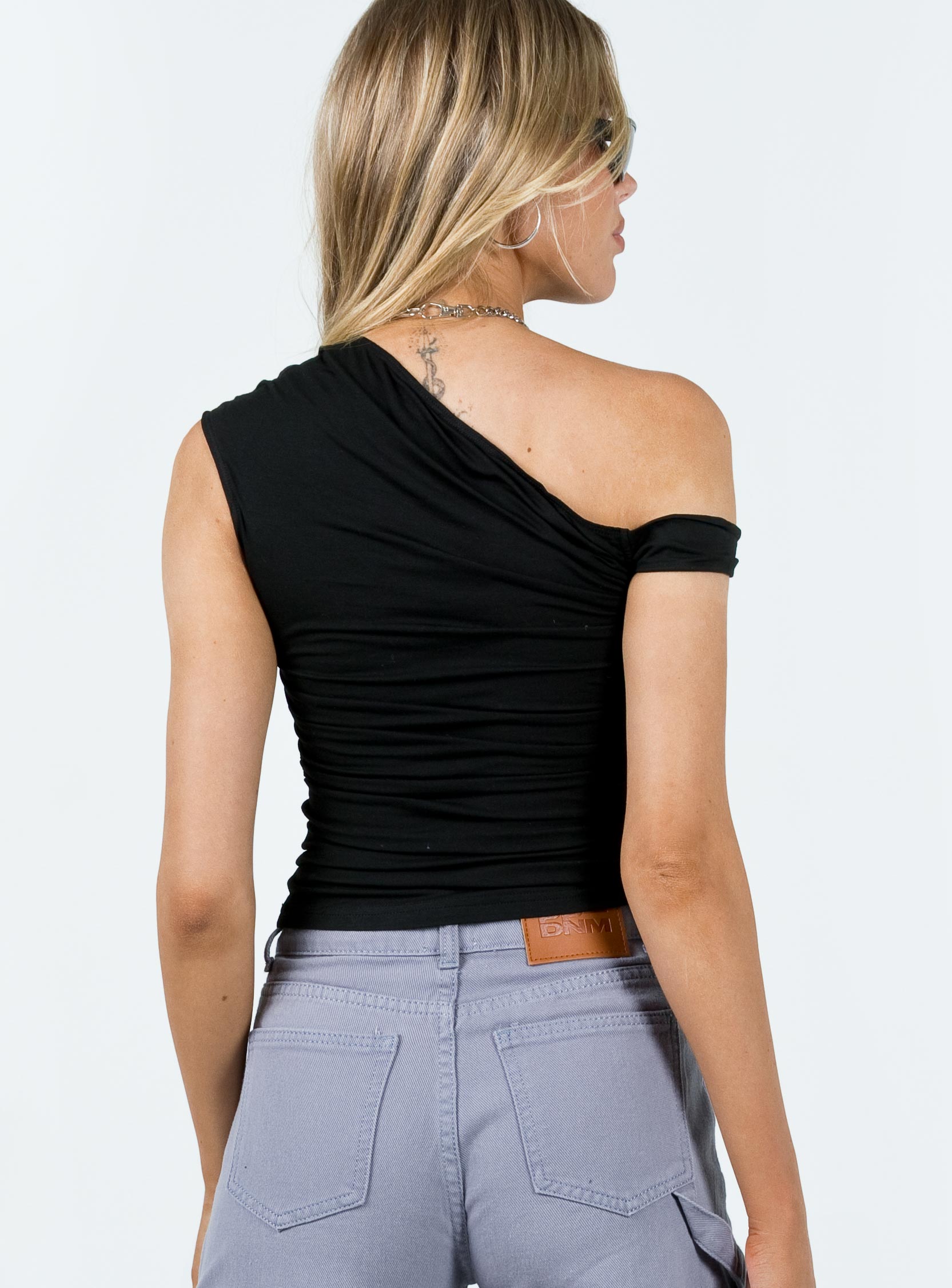 Beller Top Black - Image 8