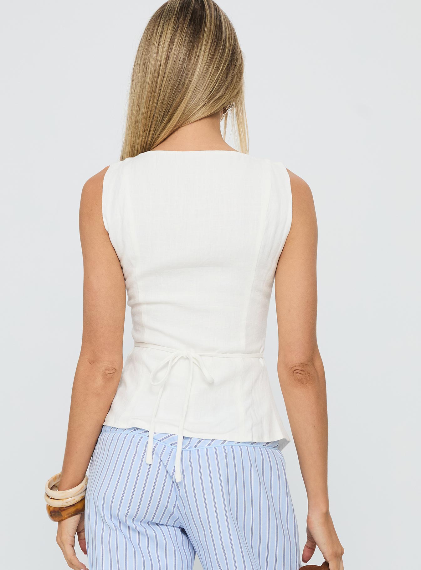 Dulcinea Longline Vest Top White - Image 5