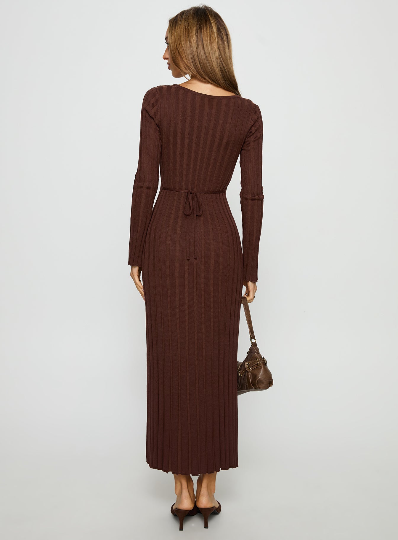 Gratuita Long Sleeve Rib Maxi Dress Chocolate - Image 4