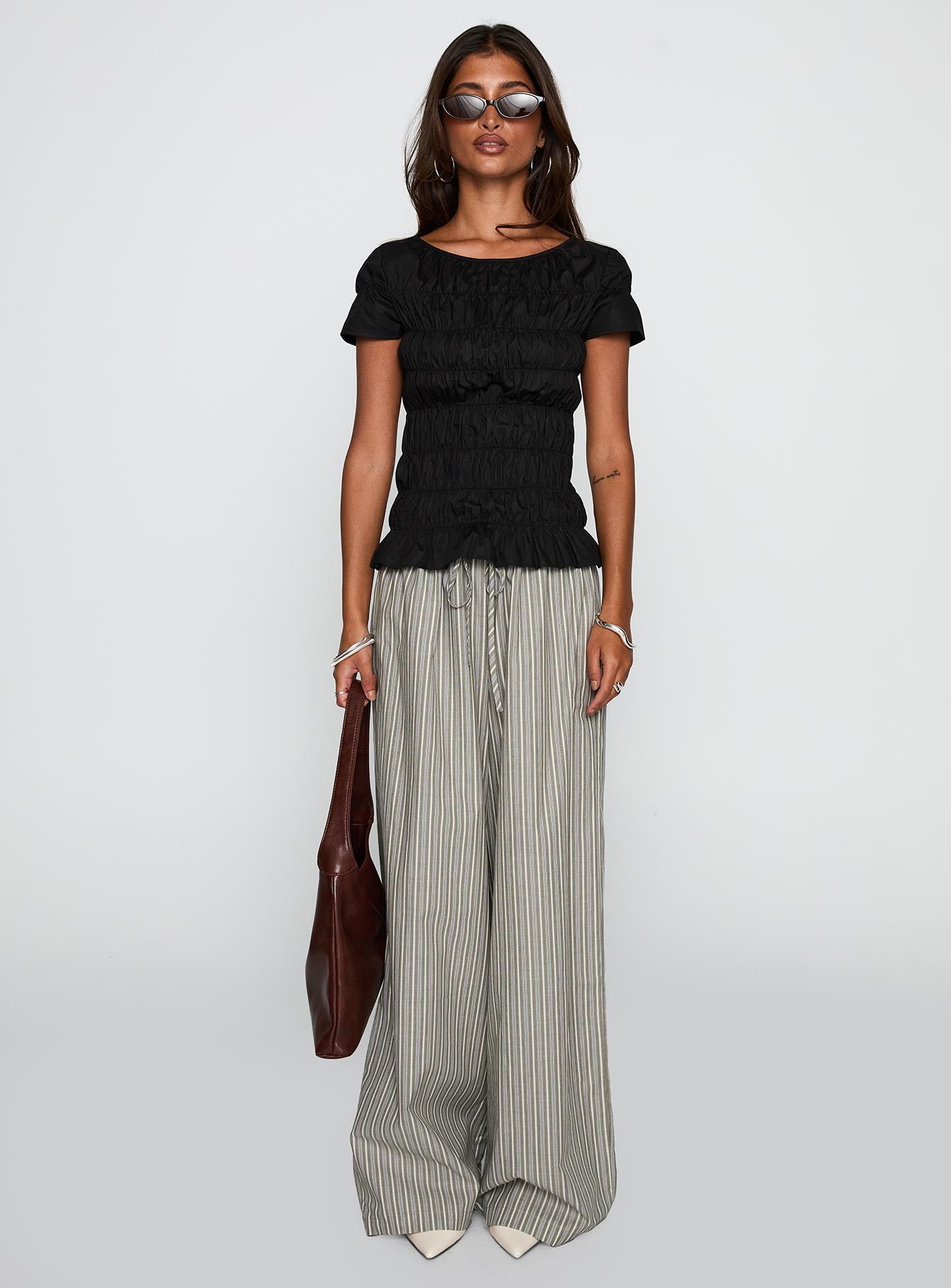Spoiler Alert Ruched Top Black - Image 7