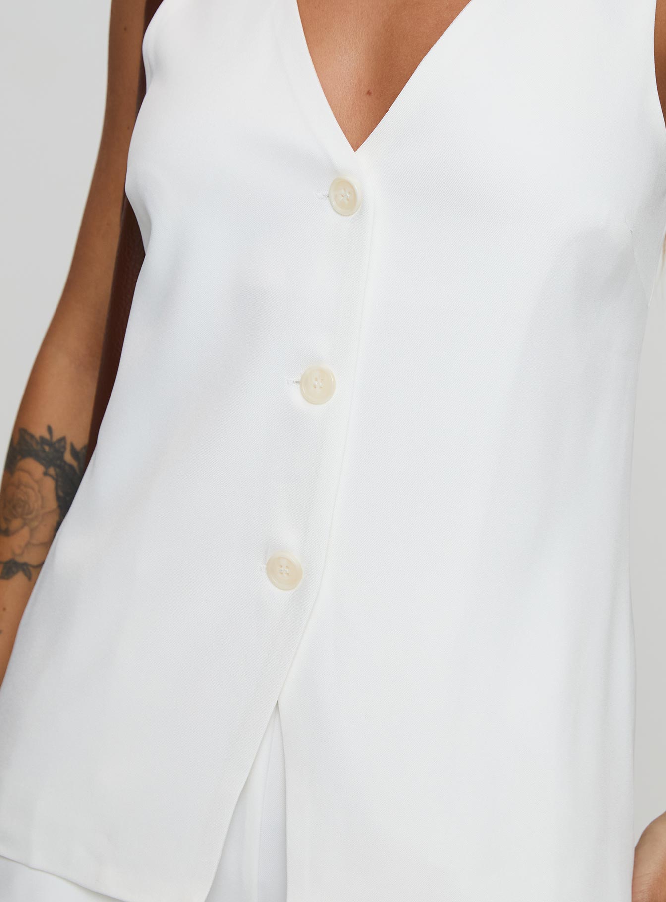 Lesky Set White - Image 8
