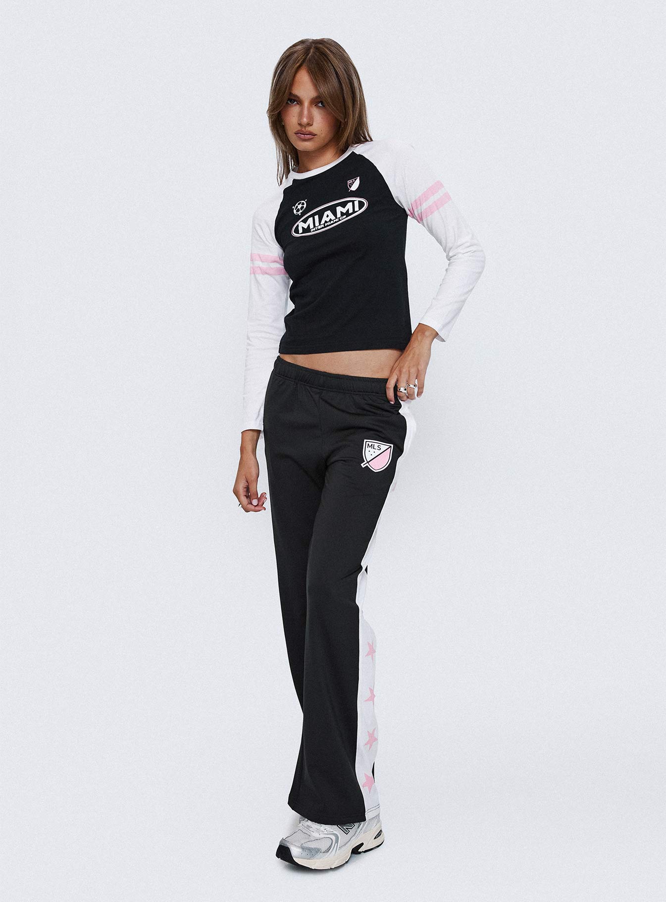Track Star Pants Black - Image 8