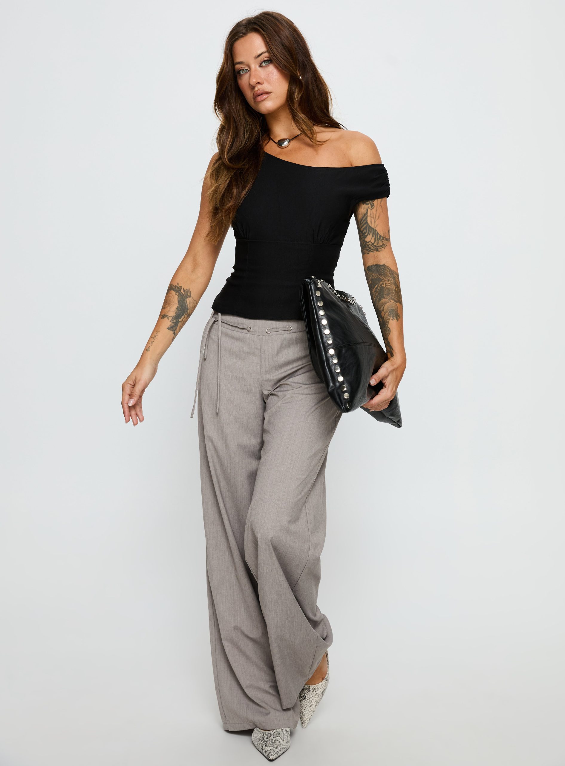 Emerey Off Shoulder Top Black - Image 4