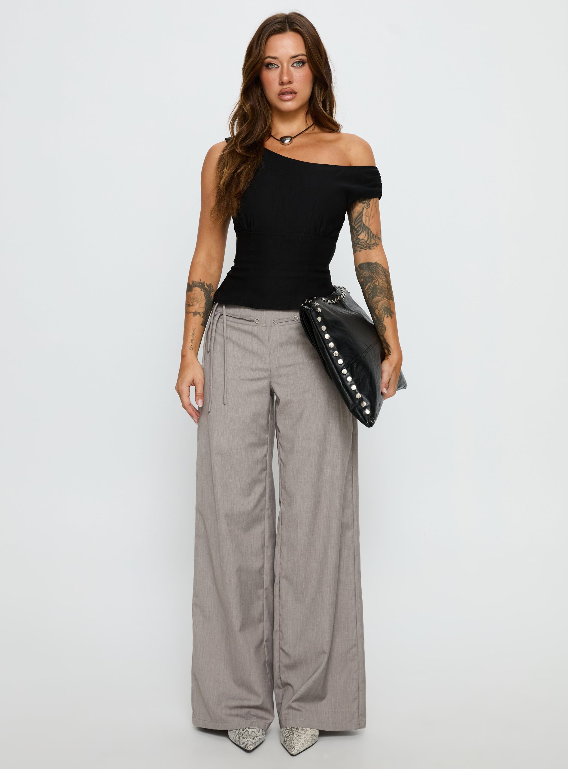 Emerey Off Shoulder Top Black - Image 6